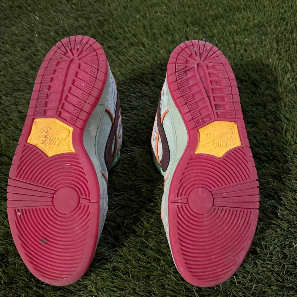 Nike “Rodeo” Dunks - Picture 5 of 8